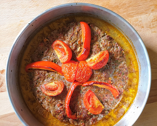 كيلو لحمة بالصحن 4 اشخاص