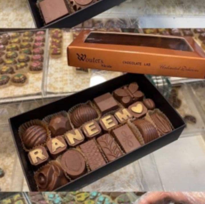 علبة حروف الشوكولا