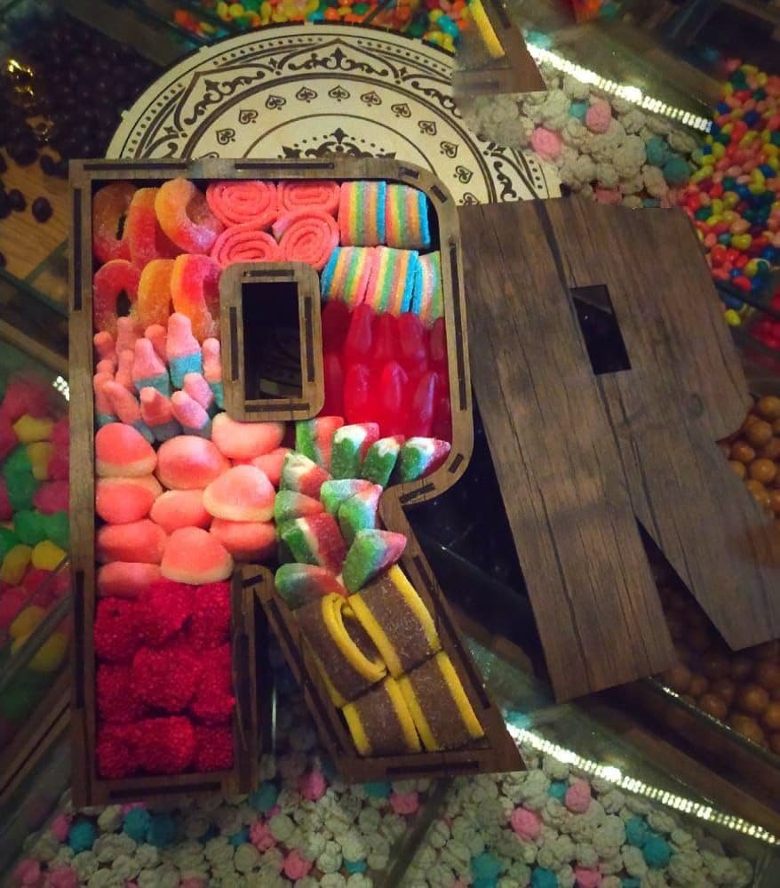 بوكس كاندي حرف R