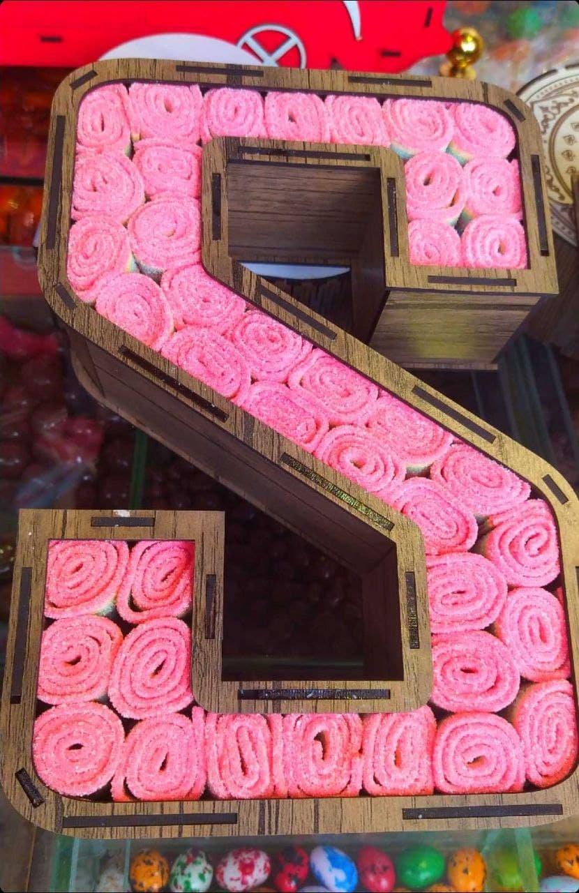 بوكس كاندي حرف S