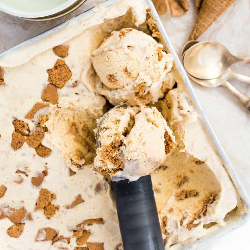 كيلو بوظة حليب مع البسكوت