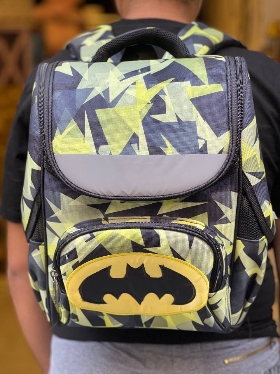 حقيبة مدرسية ولادي 