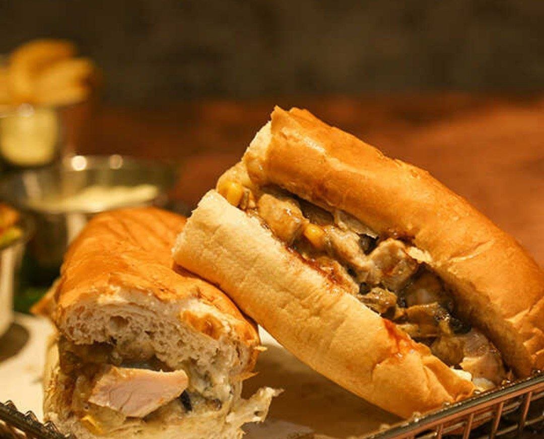 ماربيلا تشكن سندويش