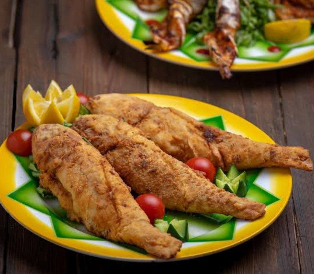 وجبة سمك سلطان ابراهيم مقلي